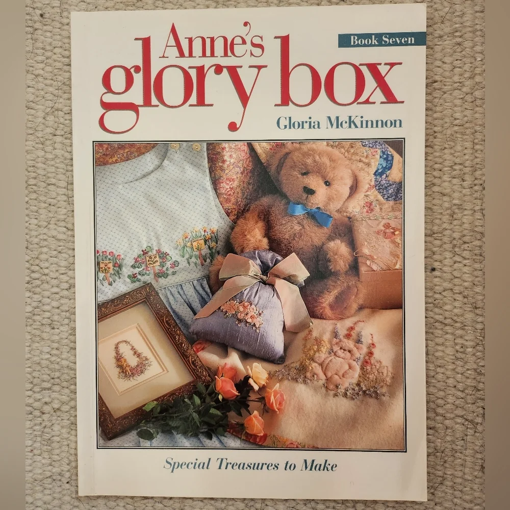 Anne's Glory Box Book Seven Gloria McKinnon 2011